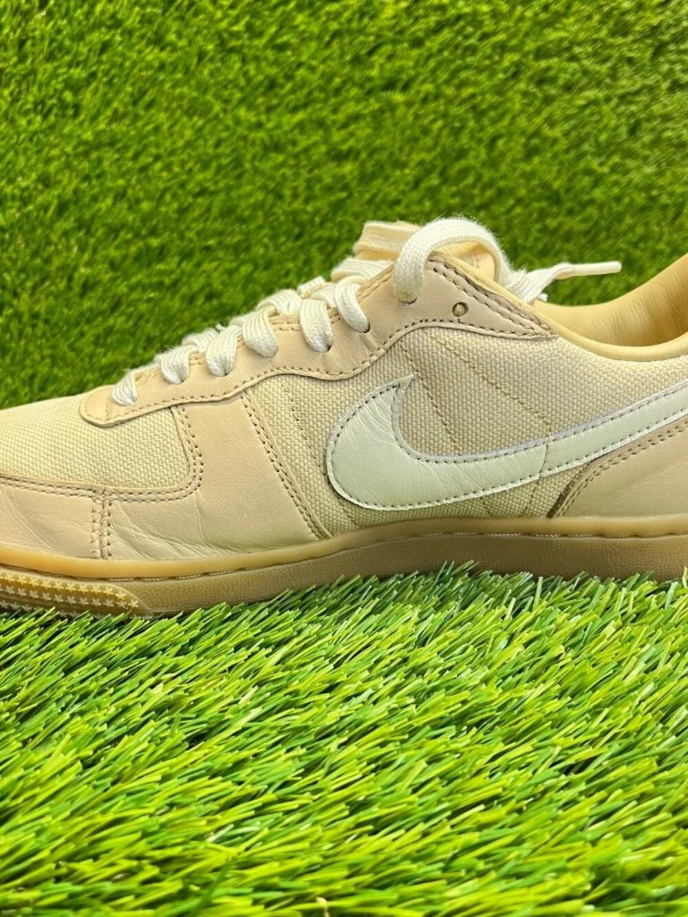 Nike please review